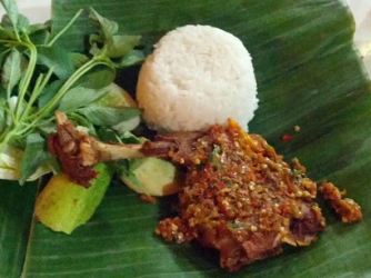 Bebek Majir: Sambal Super Pedas yang Tetap Enak Tanpa Bantuan ‘Setan’